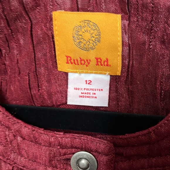 Ruby Rd light weight cropped jacket Maroon - Picture 2 of 4